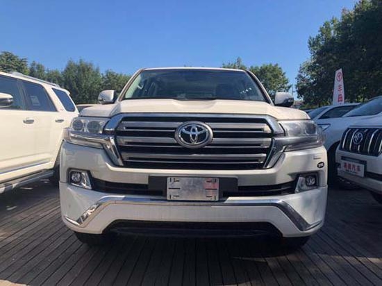 19款酷路泽4000现车配置 港口优惠价