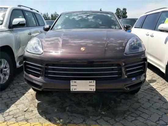 保时捷卡宴S19款2.9T桃红木现车美规配置