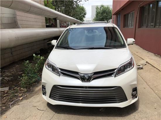 2020款丰田塞纳 加版墨版港口最新报价