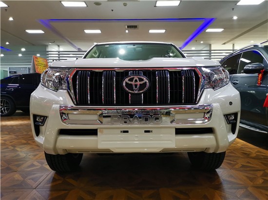 2019款丰田霸道4000 天津港价格暴涨绝唱