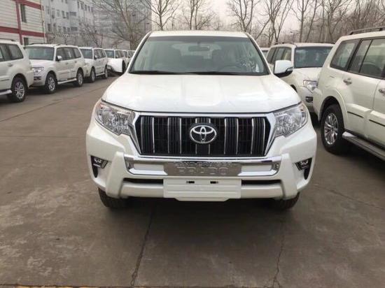 19款丰田霸道2700天窗后挂版最新行情价