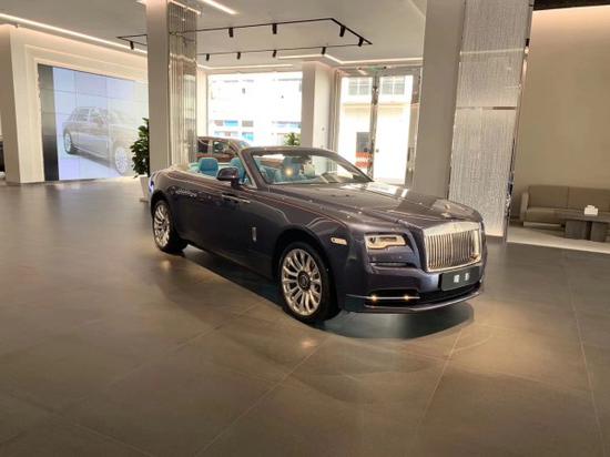 2019款劳斯莱斯耀影敞篷海豚蓝现车优惠