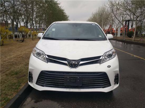 19款丰田塞纳魅力尽显商务报价销售全国