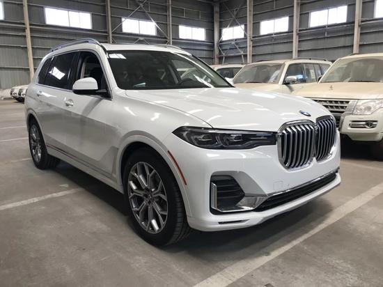 19款宝马X7全新现车上市 优惠大可分期