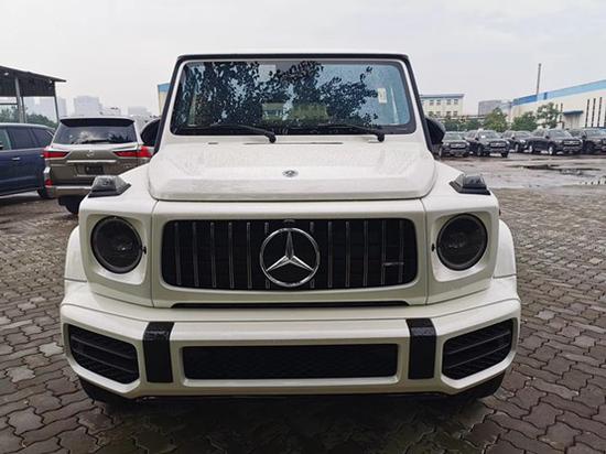 20款奔驰G63国五促销 冰点让利230万起