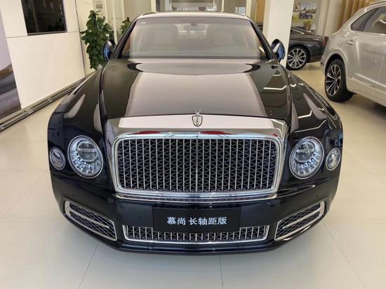 20款宾利慕尚加长五座独家带后排小书桌