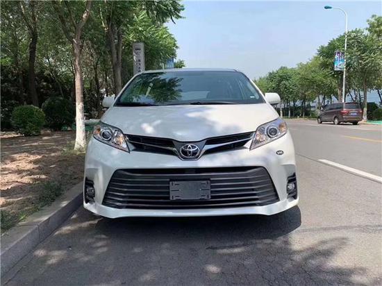 20款丰田塞纳墨版XLE腿托版特价促销中