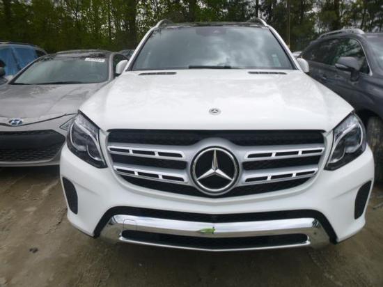 2019款奔驰GLS450购车送豪华装饰大礼包