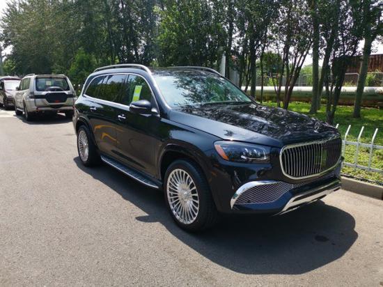 2020款奔驰GLS450SUV价格迈巴赫套件现车