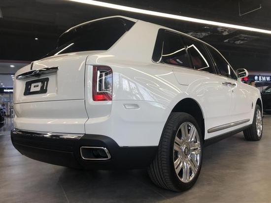 2020款劳斯莱斯库里南 港口八月优惠促销