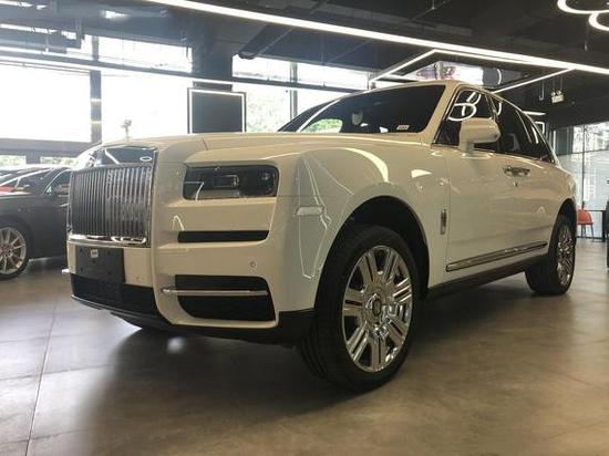 2020款劳斯莱斯库里南 港口八月优惠促销