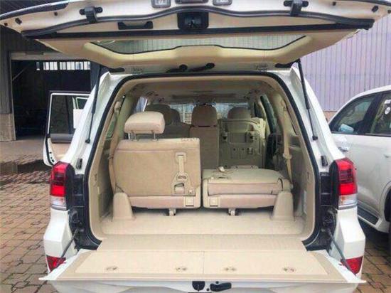 丰田兰德酷路泽4000中东SUV劲爆礼遇来袭