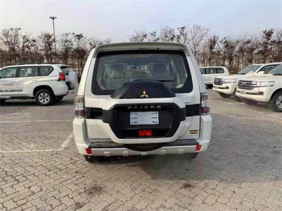 三菱帕杰罗进口v97图片,进口帕杰罗v97图片 19款中东版三菱帕杰罗v97顶配假日惠声喧