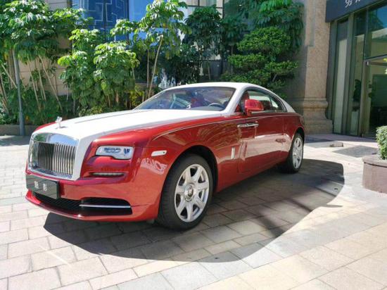 新款劳斯莱斯魅影天津港现车优惠促销中