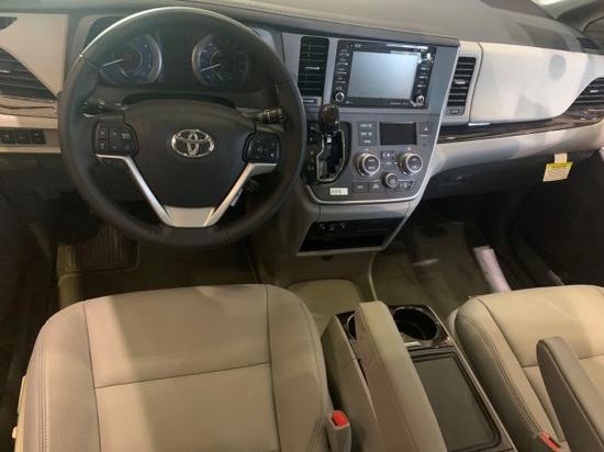 2020款丰田塞纳两驱XLE特惠2021款预售