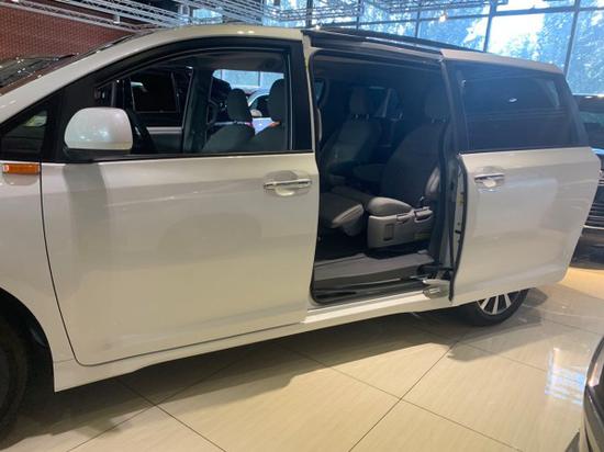 2020款丰田塞纳两驱XLE特惠2021款预售