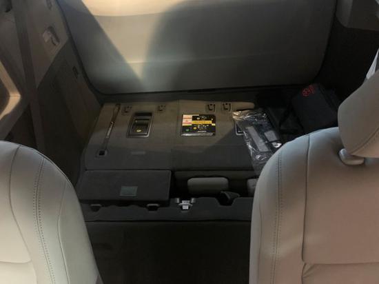 2020款丰田塞纳两驱XLE特惠2021款预售