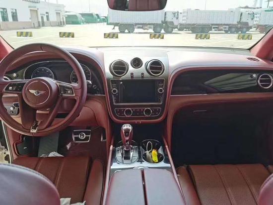 全新一代宾利添越国六排放港口现车售价