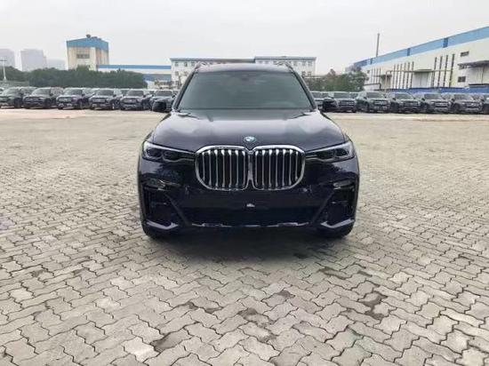 2021款宝马X7现车实惠 天津港现车抢购