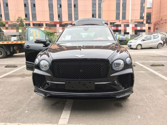 2021款宾利添越到店实拍 欢迎前来选购