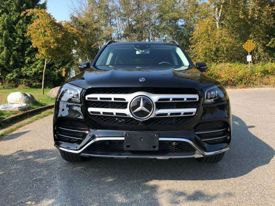 2021款加版奔驰GLS450港口国六现车在售