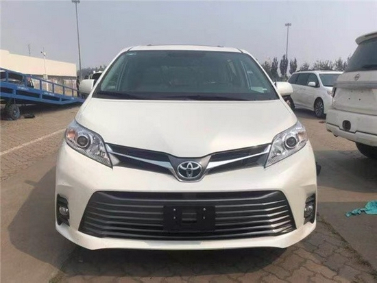 丰田塞纳平行进口3.5 国六现车优惠出售