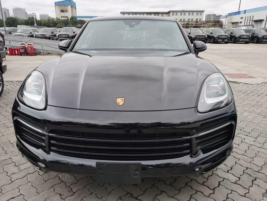 2021款保时捷卡宴报价 运动动感气息浓郁