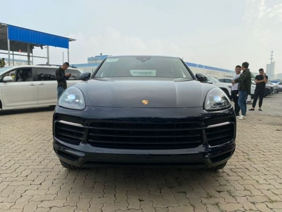 保时捷卡宴稀有宾利黄内饰现车价格优惠