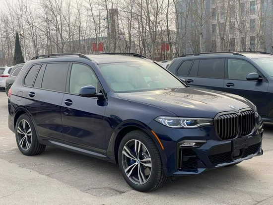 21款宝马X7旗舰SUV 国六商家钜惠报价低