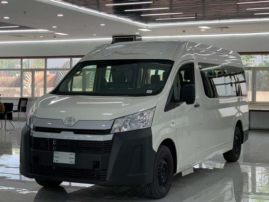 丰田海狮国六3.5素车十三座优惠售价36w