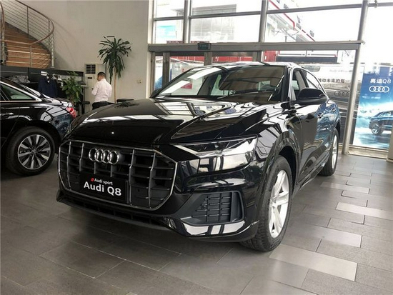 2020款奥迪q8最新款,奥迪a8l2020款最新款 21款奥迪q8国六现车锋芒毕露豪华suv促销