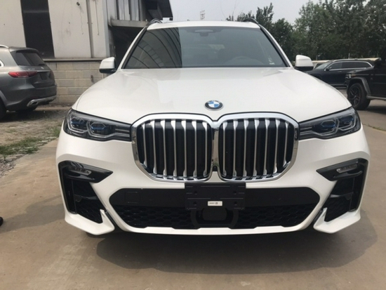 2021款宝马X7运动SUV卓越豪华国六报价