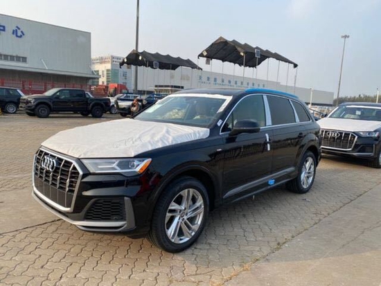 21款奥迪Q7最低仅售50万全国可分期购车