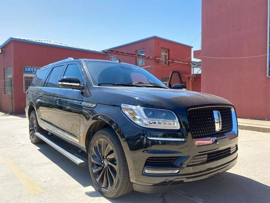 21款宝马X7国六内部价钜惠3.0T九十余万