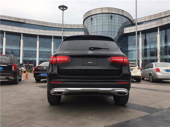 2019款奔驰GLC300