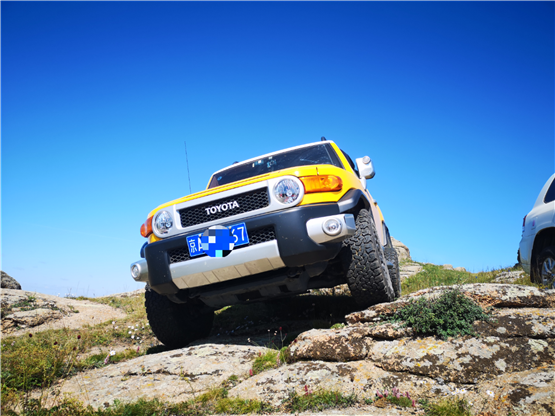 19款丰田FJ酷路泽几款配置最高本家特价