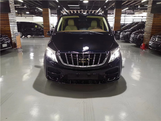 19款奔驰V250现车 港口最新配置价格详解