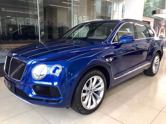 2020款宾利添越4.0T汽油购车活动送保险