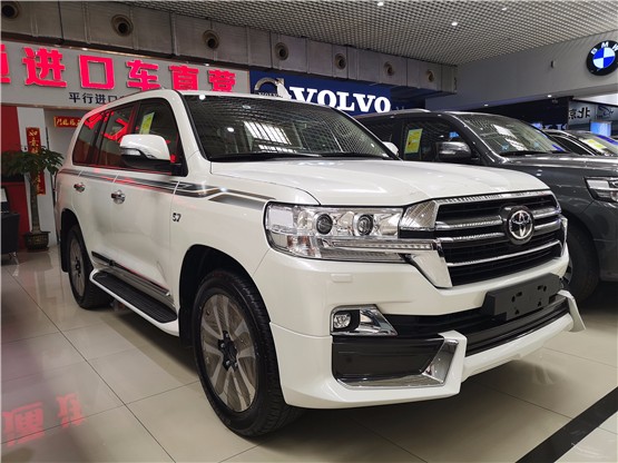 2019款丰田酷路泽5700中东版批发价