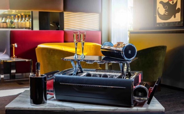 19款劳斯莱斯幻影报价魅力十足完美外观