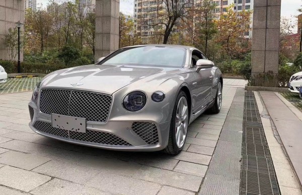 20款宾利欧陆GT 国六现车实拍 港口最新