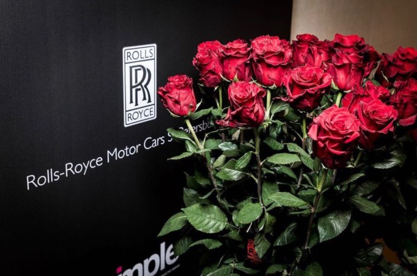 20款劳斯莱斯古斯特加长新春特惠