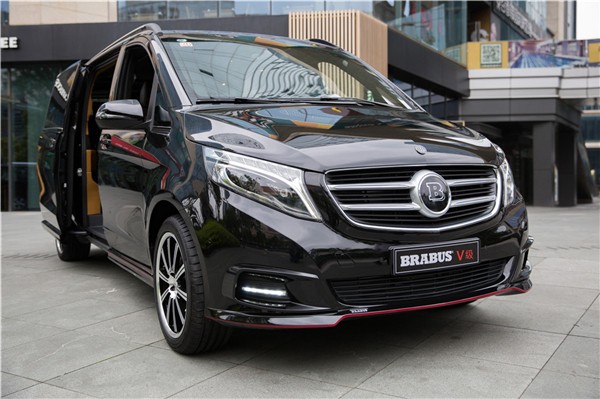 进口2019款奔驰V250改装内饰最新研发