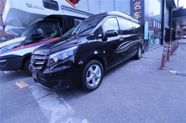 扬州奔驰威霆商务车价格威霆改装房车
