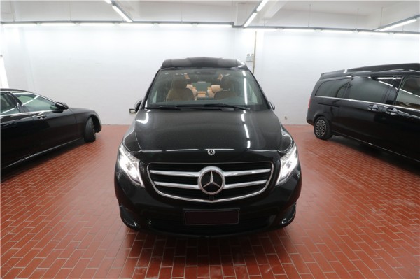 奔驰商务车V260L新款国六报价多少钱