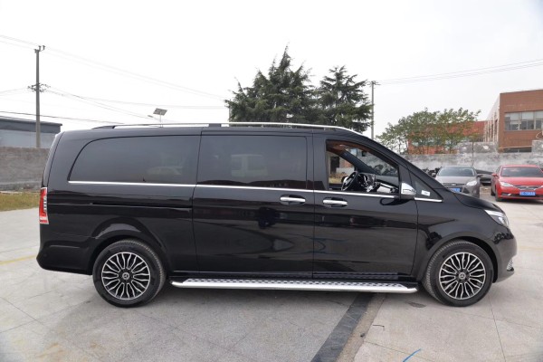 19款奔驰威霆七座无隔断接待版现车报价