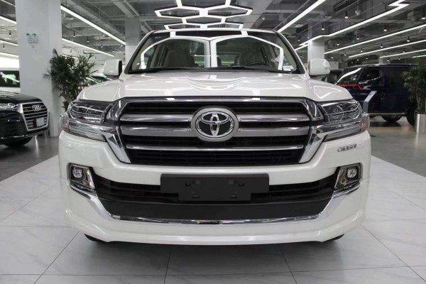 中东版2019款陆巡4000港口销售全国优惠