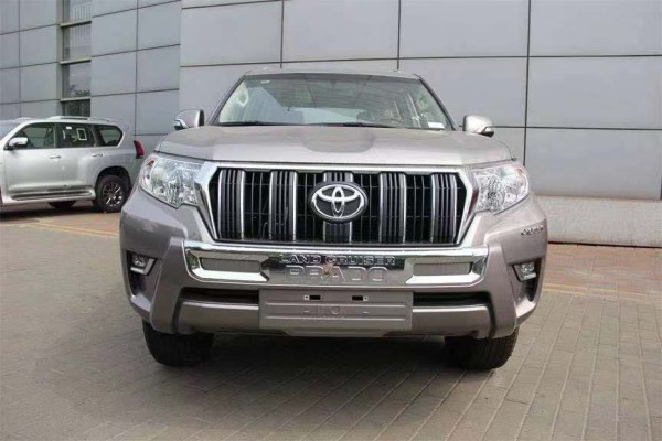 中东版2019款普拉多4.0天津港现车优惠