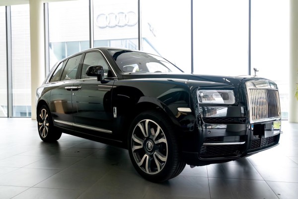 劳斯莱斯库里南四座五座大酬宾售全国