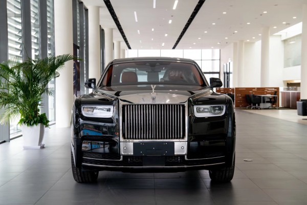 劳斯莱斯幻影当代豪华汽车永恒诠释销售
